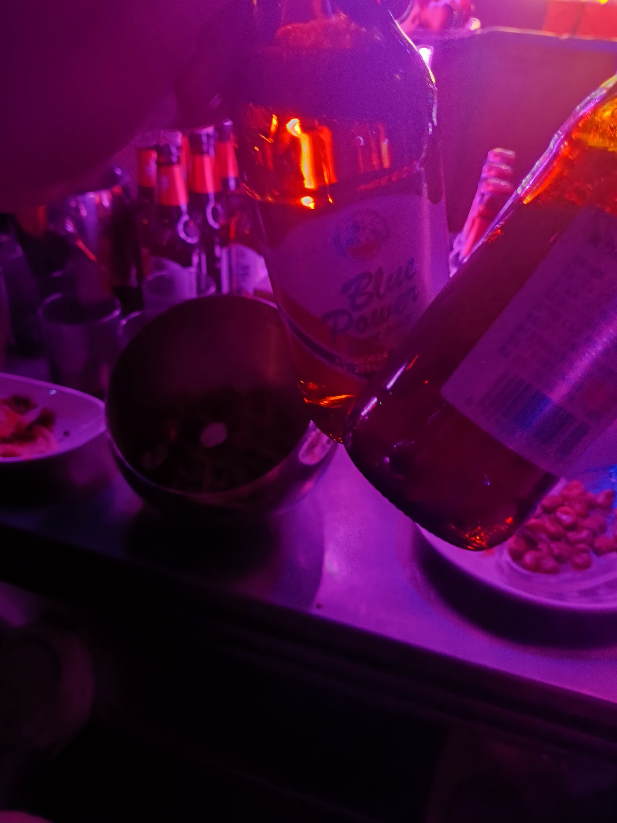 商务ktv与片场的区别-伊川县ktv预定